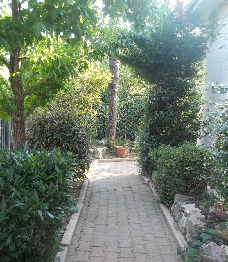 Toulouse Metropole Chambre Privée de Luxe - SDB WC privée Terrasse Piscine Aqua Bike Privées Cugnaux Exterior foto